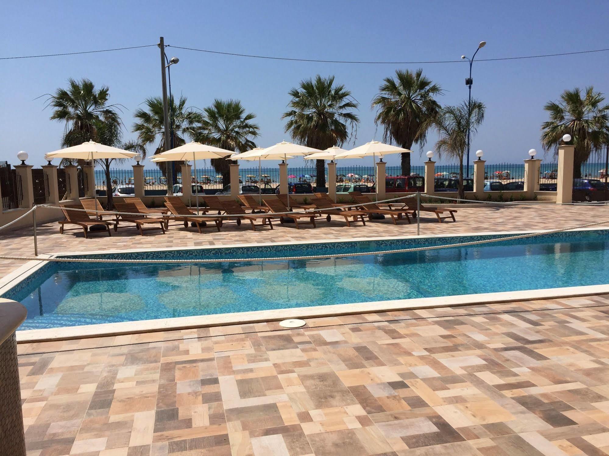 Hotel Riviera Palace Πόρτο Εμπέντοκλε Εξωτερικό φωτογραφία