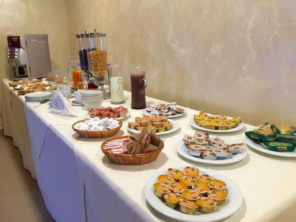 Hotel Riviera Palace Πόρτο Εμπέντοκλε Εξωτερικό φωτογραφία