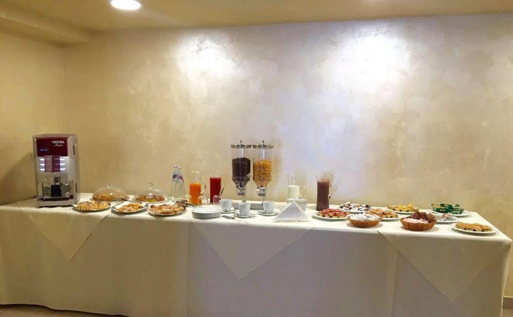 Hotel Riviera Palace Πόρτο Εμπέντοκλε Εξωτερικό φωτογραφία