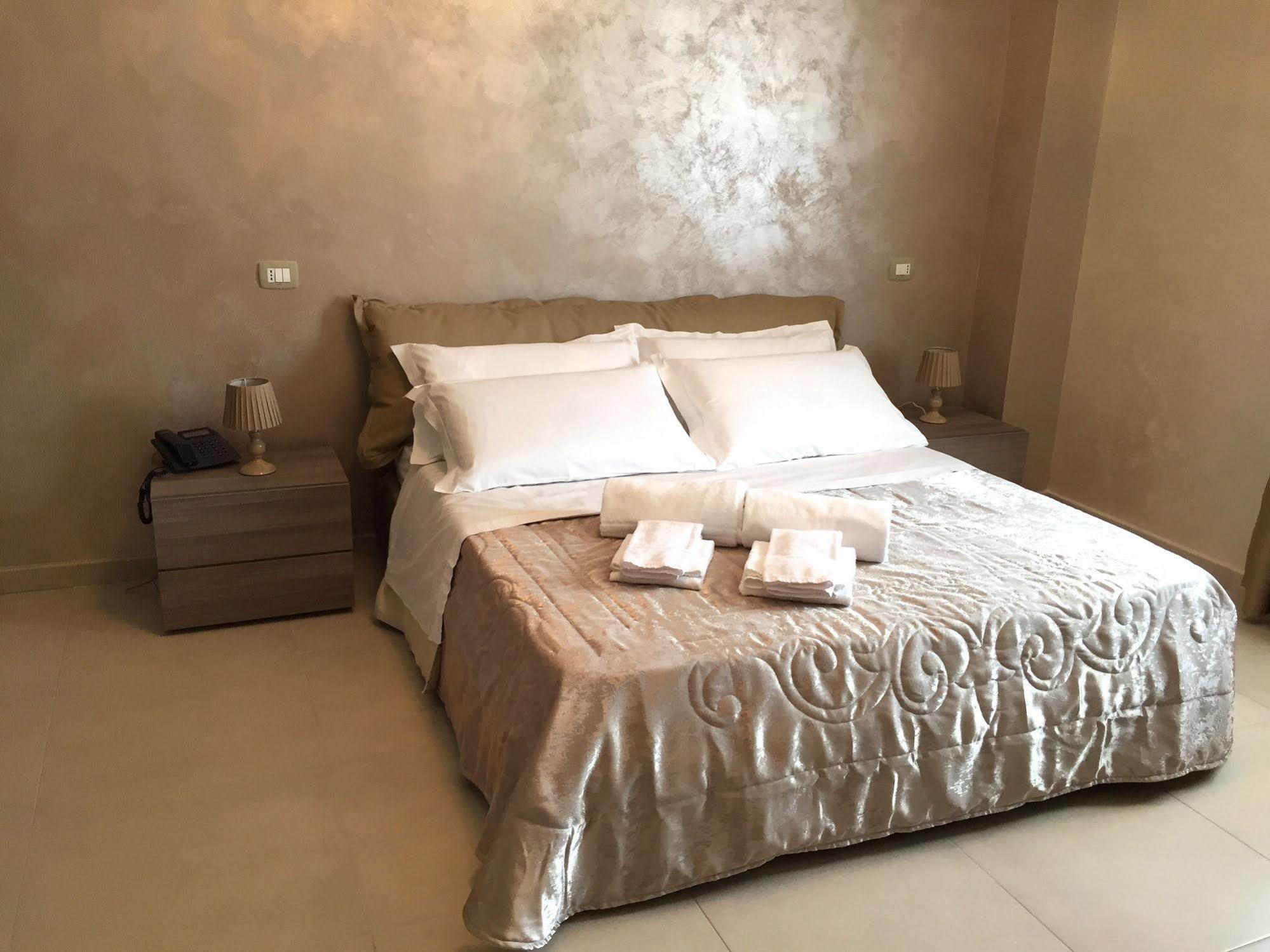 Hotel Riviera Palace Πόρτο Εμπέντοκλε Εξωτερικό φωτογραφία