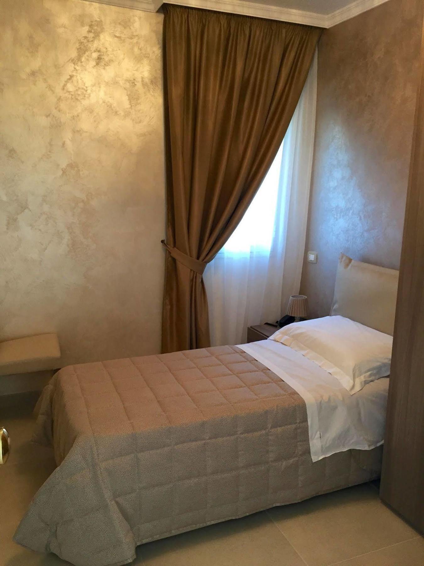 Hotel Riviera Palace Πόρτο Εμπέντοκλε Εξωτερικό φωτογραφία