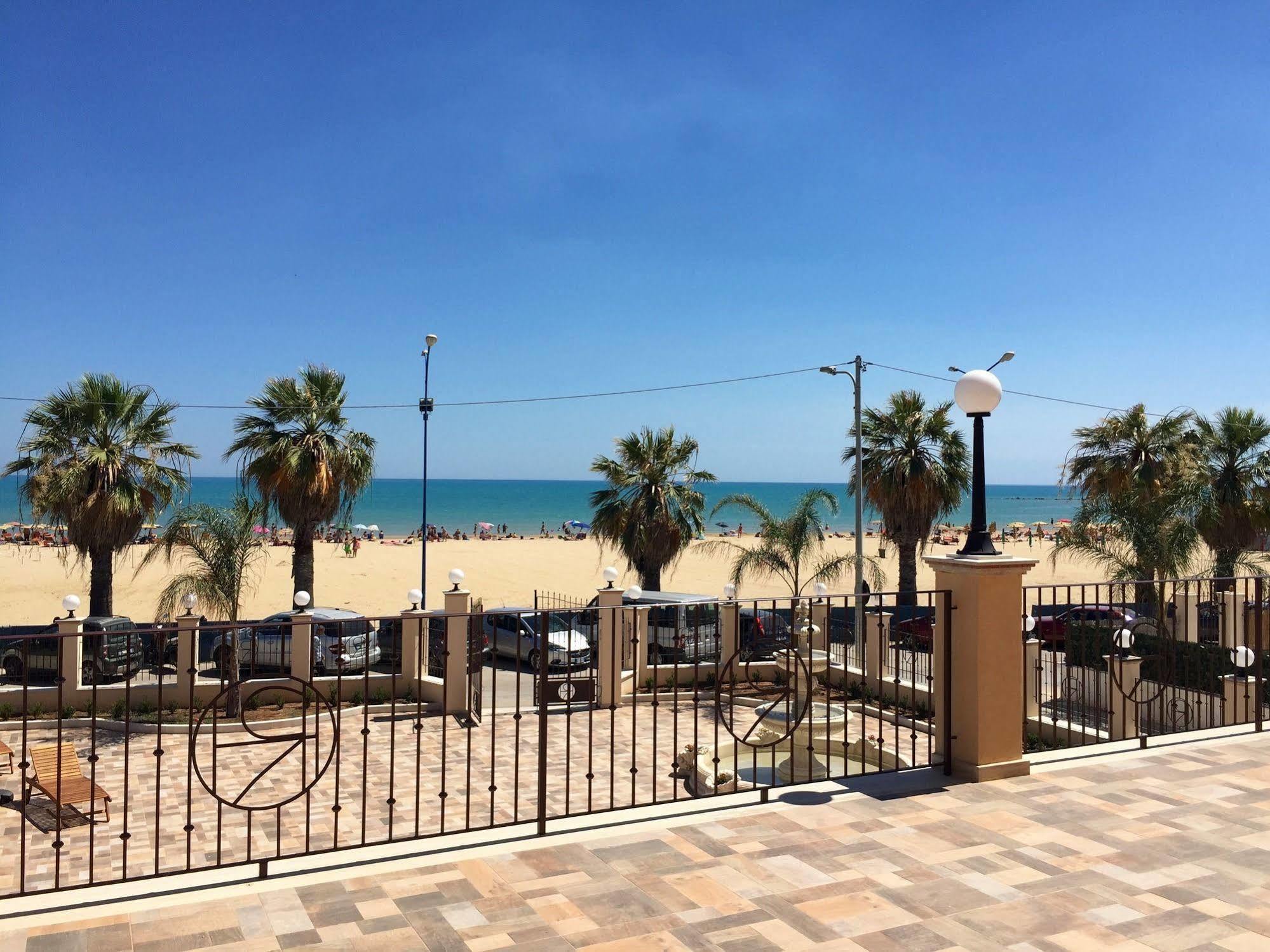 Hotel Riviera Palace Πόρτο Εμπέντοκλε Εξωτερικό φωτογραφία