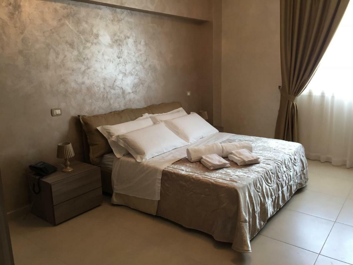 Hotel Riviera Palace Πόρτο Εμπέντοκλε Εξωτερικό φωτογραφία
