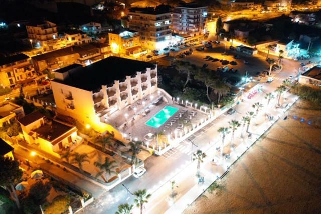 Hotel Riviera Palace Πόρτο Εμπέντοκλε Εξωτερικό φωτογραφία